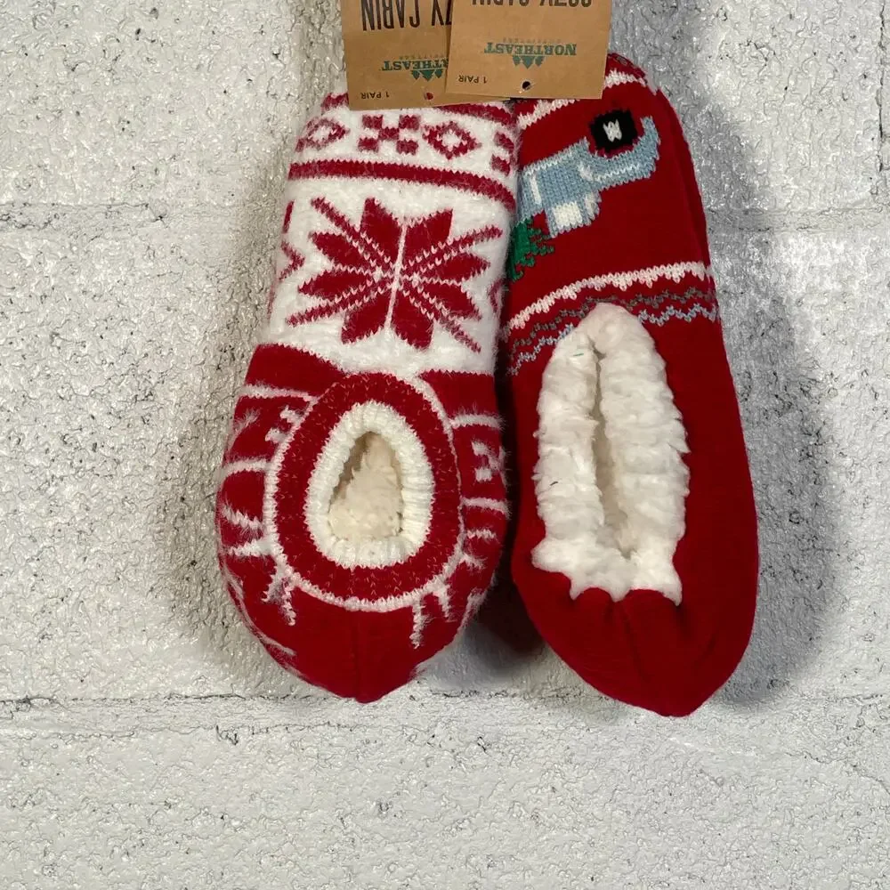 Cozy Cabin Womans sherpa lined holiday Slipper set Medium(5-10)